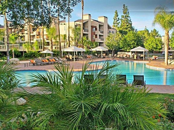 2nd image of 5515 Canoga Ave APT 312