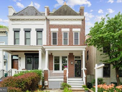 1105 G St SE, Washington, DC, 20003