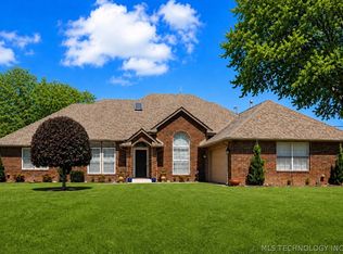 5408 W Orlando Cir, Broken Arrow, OK 74011