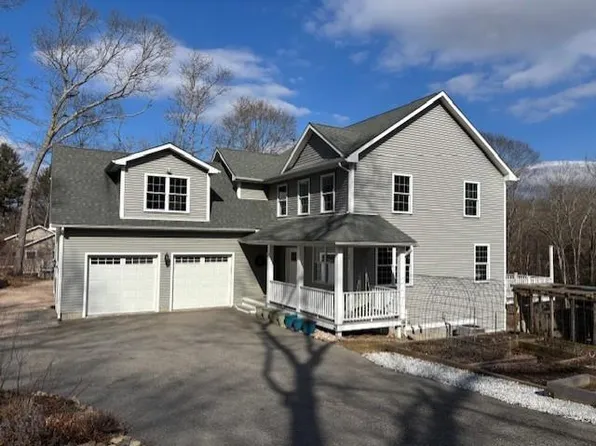 33 Holly Dr, Westerly, RI 02891