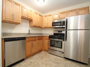 30 West Ave APT 3R, Norwalk, CT 06854
