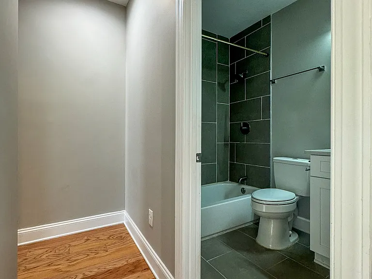1838 Capitol Ave NE — Photo 20