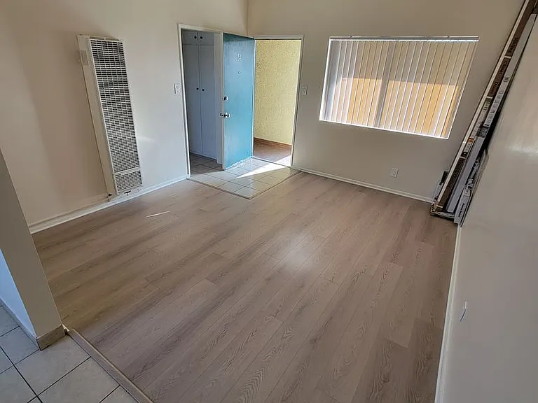 13407 Cordary Ave — Photo 4