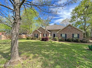 108 Haverhill Cv, Raymond, MS 39154