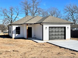 900 E 6th St, Ada, OK 74820