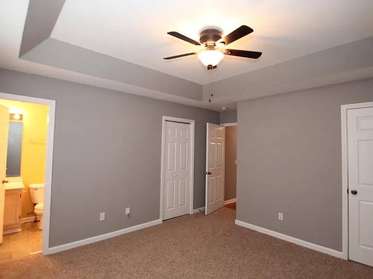 100 Rothwood Ct — Photo 20