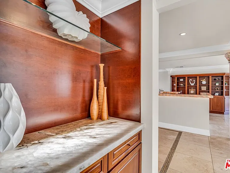 2177 Summitridge Dr — Photo 19