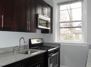 1443 W Balmoral Ave APT 1S, Chicago, IL 60640