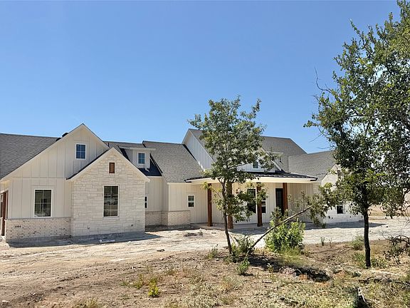3rd image of 1004 Sabrina Ct