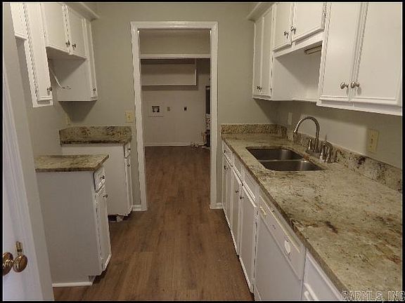 4th image of 1807 Sanford Dr APT 1