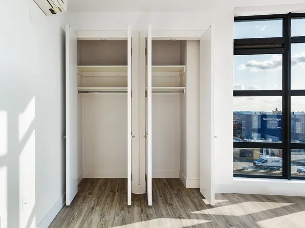 584 Fourth Avenue image 19 of 40