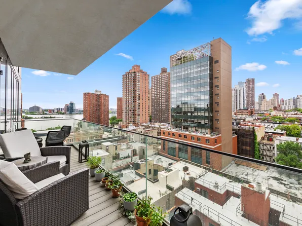 302 East 96th Street 1302 image 3 of 16
