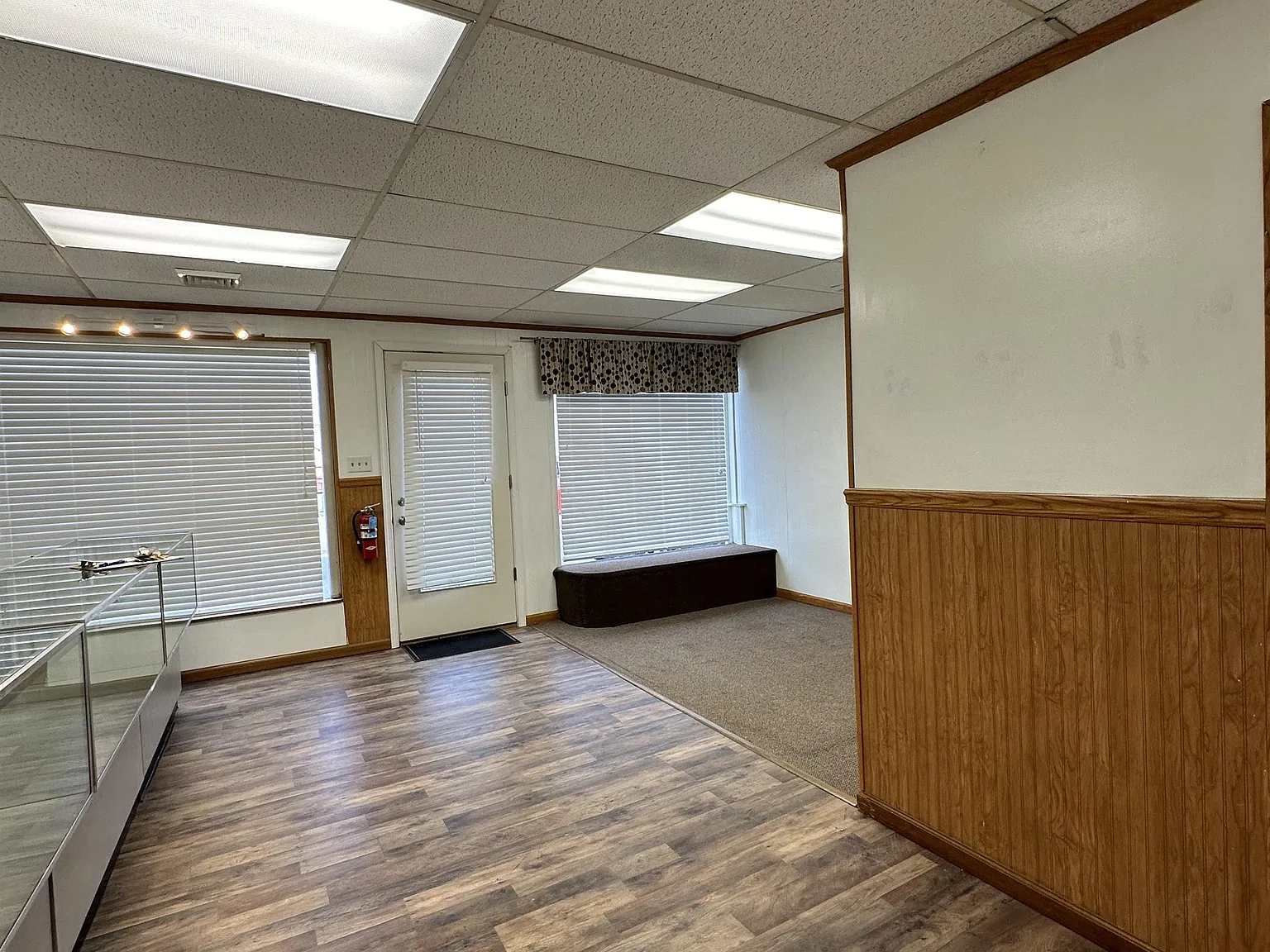 16 E Main St - Comm 2 — Photo 2