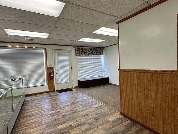 2nd image of 16 E Main St #2