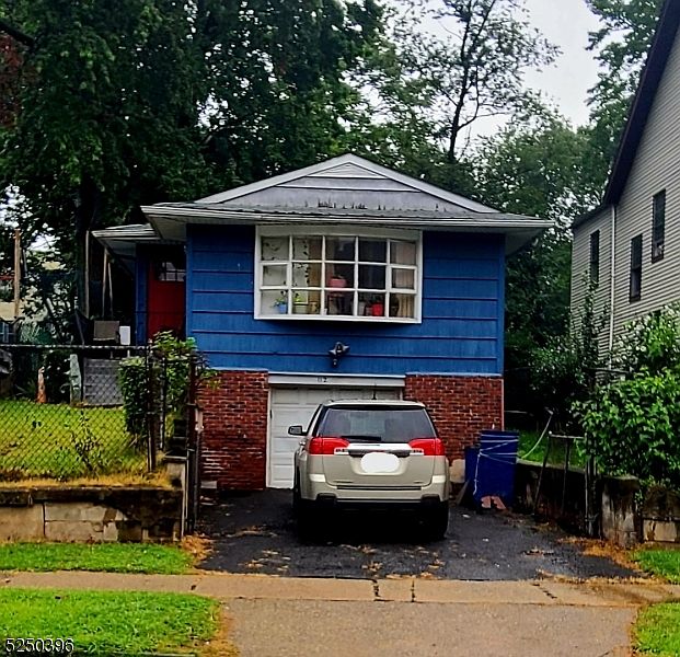 1st image of 112 Elmwood Ave