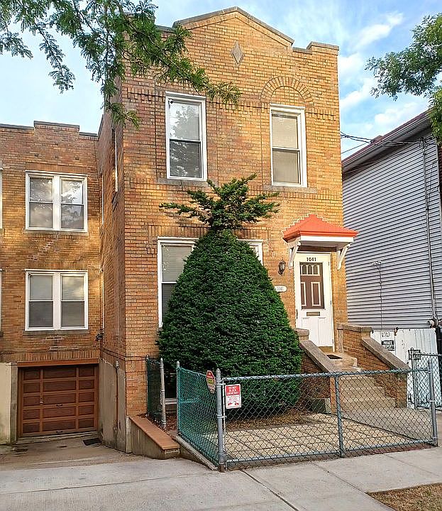 1st image of 1041 Calhoun Ave
