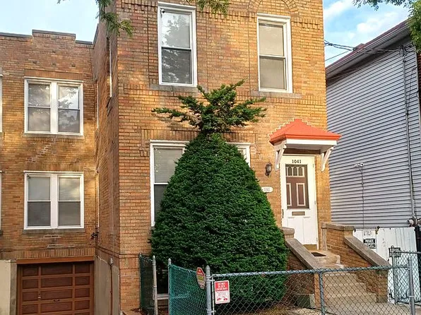 1041 Calhoun Ave, Bronx, NY 10465