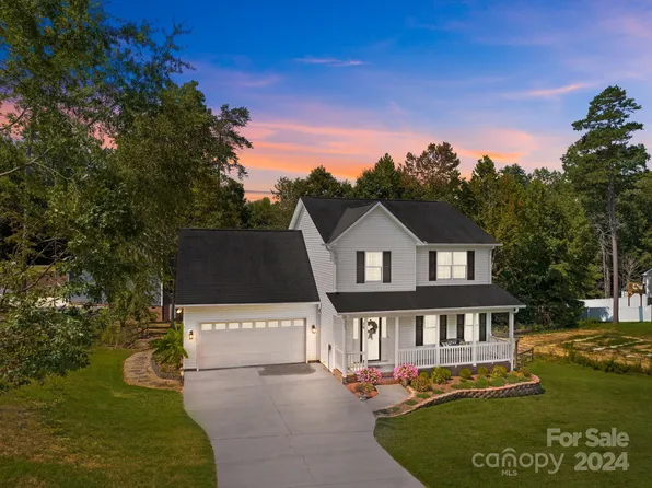 204 N Kayla Dr, Granite Quarry, NC 28146