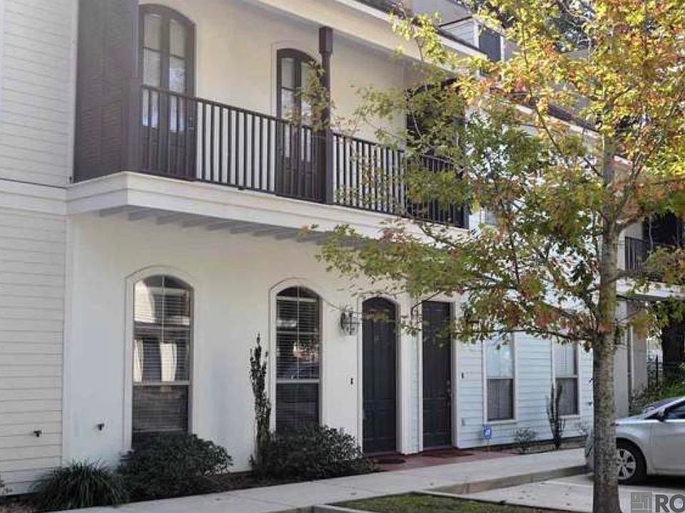 1st image of 11815 Parkview Ct #I