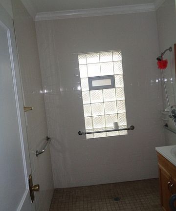 5th image of 7941 S Kingston Ave