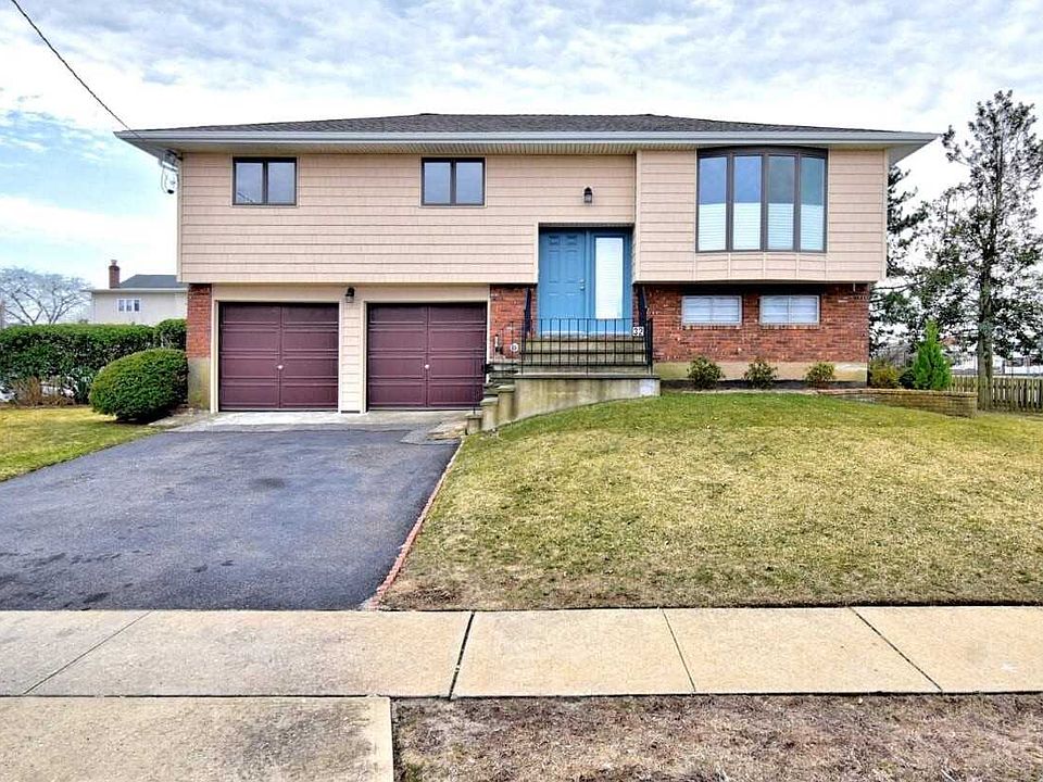 1st image of 32 Jefferson Pl