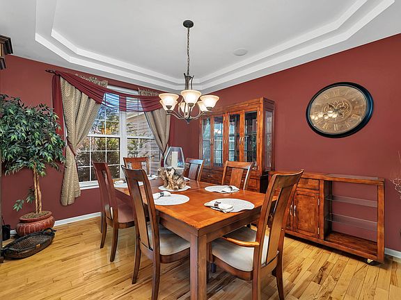 4th image of 24405 Glenbrook Ct