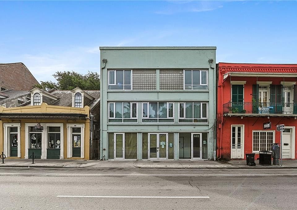 1st image of 822 N Rampart St #201