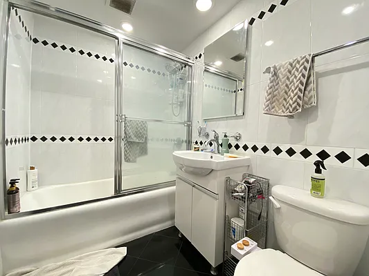 Rented by Compass | media 11