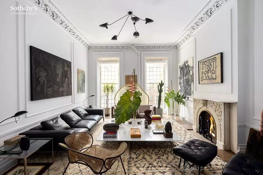1st image of 139 Lexington Ave