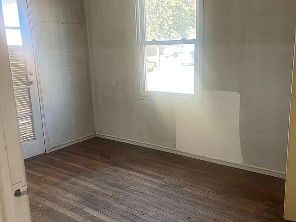 2nd image of 318 Great Jones Street
