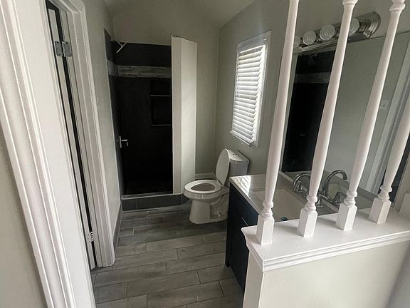 5th image of 4748 Stoney Hill Dr