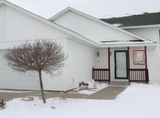 827 N 3rd Ave W, Melrose, MN 56352