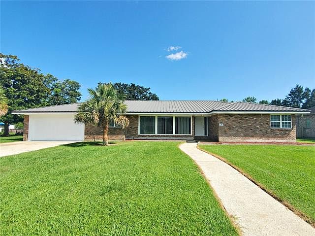 1st image of 109 Ollie Dr