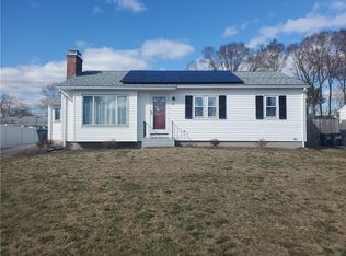 21 Holiday Ave, Warwick, RI 02888