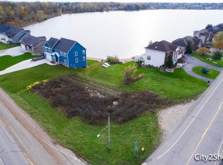 9182 24th Ave, Jenison, MI 49428