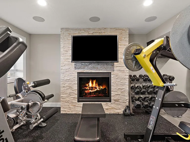 118 Lakeside Dr — Photo 30