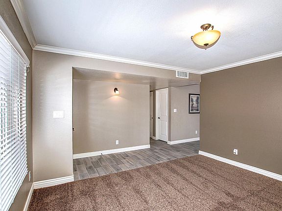 3rd image of 1551 W Nopal Ave