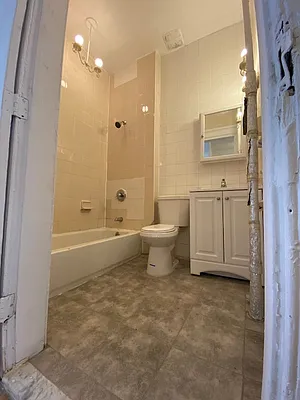 Rented by Shai Realty Management Inc | media 14