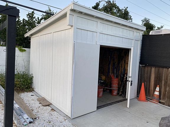 4th image of 106 Berryessa Dr