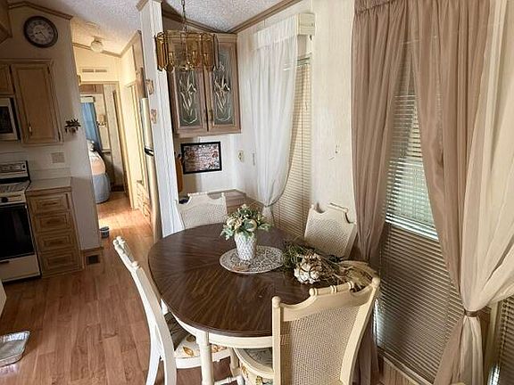 4th image of 9412 New York Ave #261