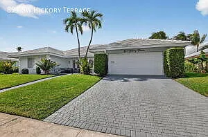 891 SW Hickory Terrace Pool Waterfront — Photo 4