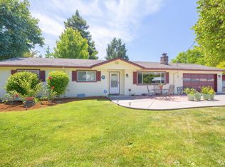 1429 NE Meier Dr, Grants Pass, OR 97526