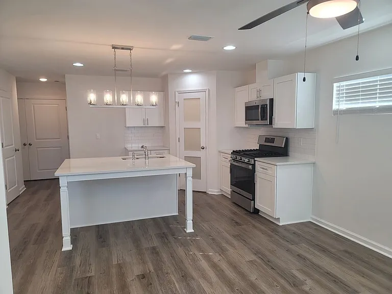 3653 Meadow Vista Ln — Photo 2