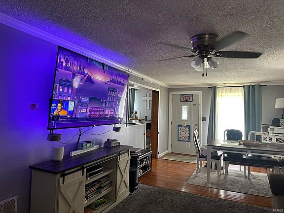 5th image of 434 Turpie St