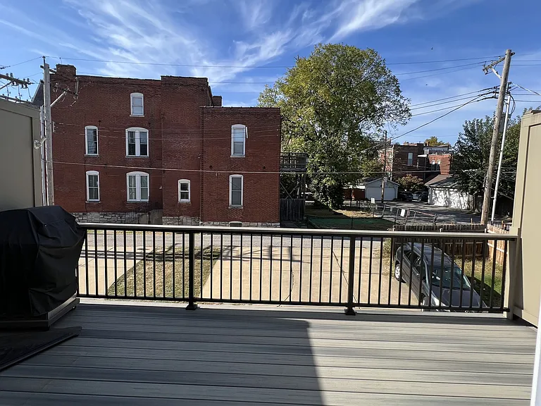 2355 S 7th St — Photo 1