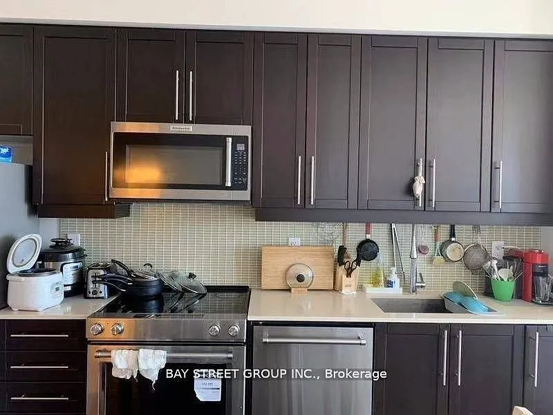 2 bed, $2,350 — Photo 4