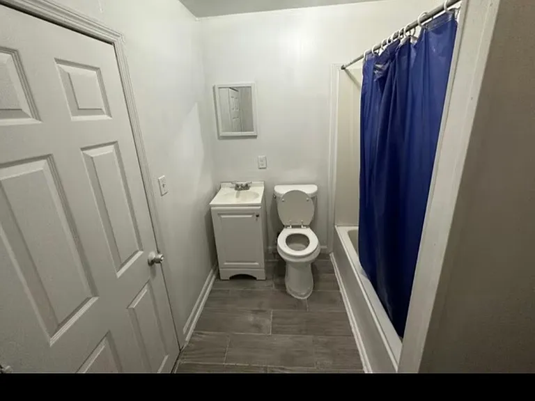 3815 Saint Charles Pl — Photo 6