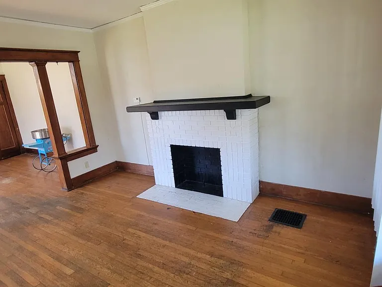 31 E Norman Ave — Photo 4