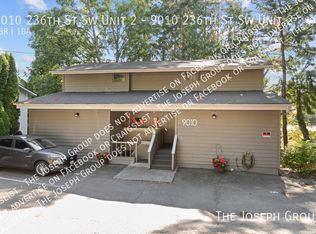 9010 236th St SW APT 2, Edmonds, WA 98026