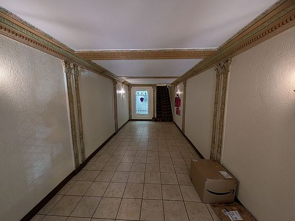 5th image of 3040 Franklin St